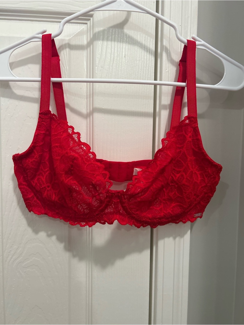 Victoria's Secret Pink Red Lace Bra